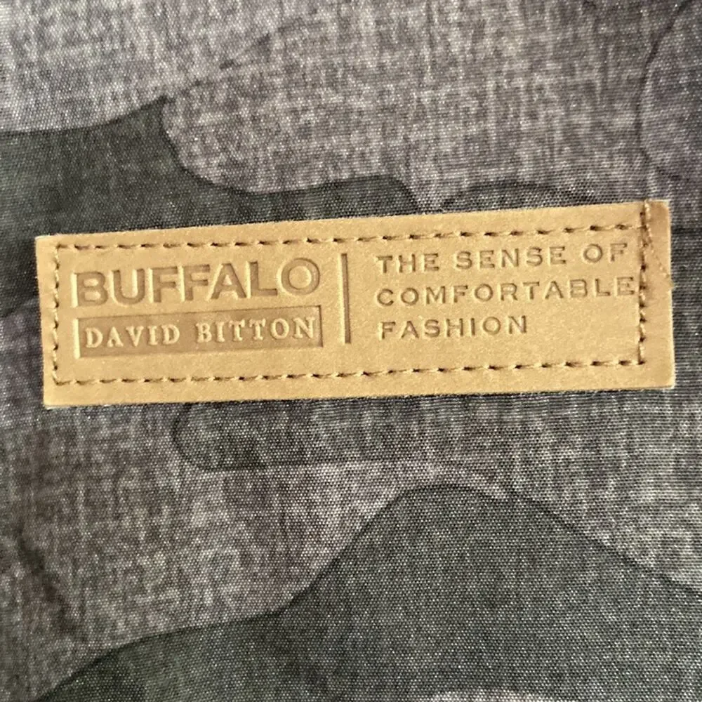Buffalo David Bitton Youth Black/Gray Camo Reversible Vest Size 14-16